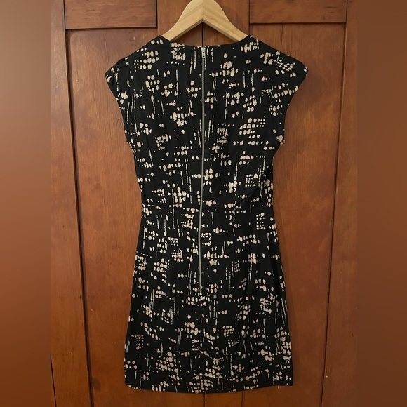 French Connection black patterned cocktail dress - Picture 2 of 4